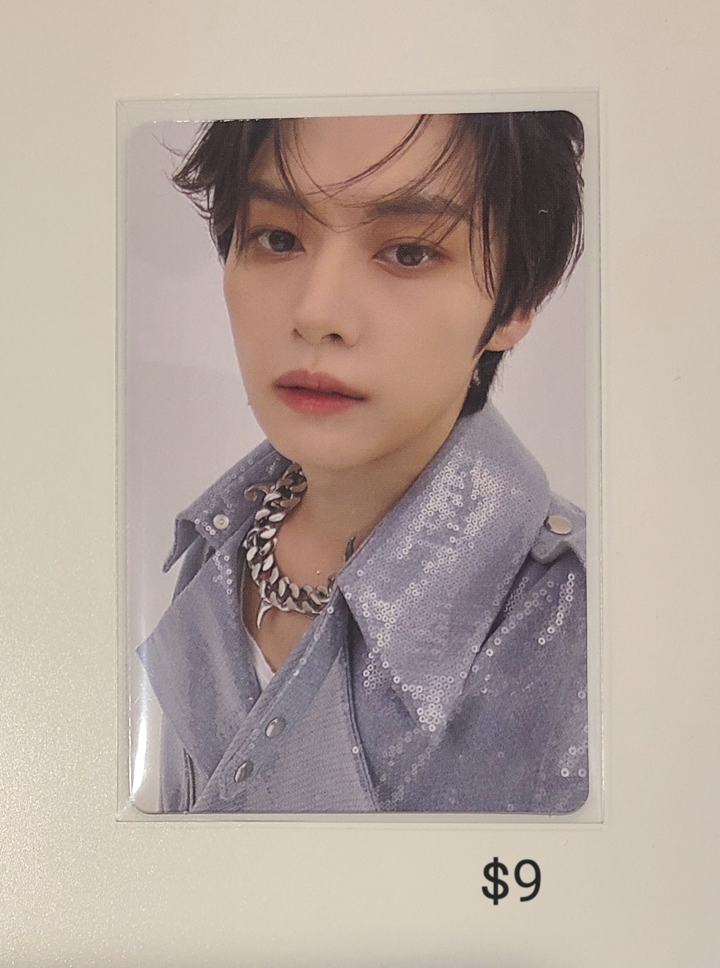 Lee Know Photocards