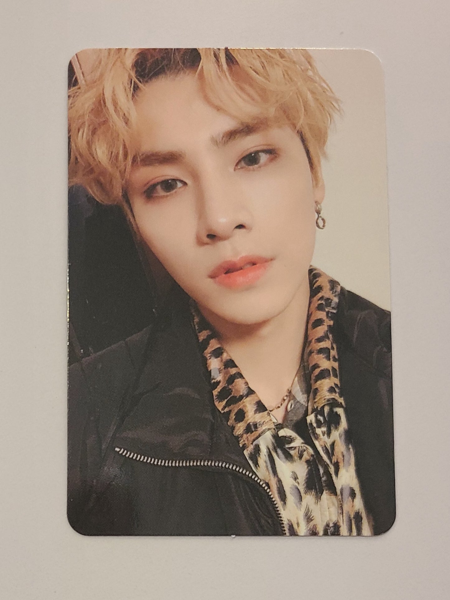 Xiaojun Photocards