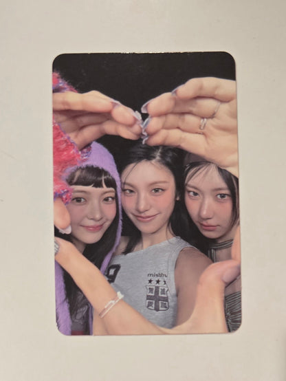 Yeji Photocards