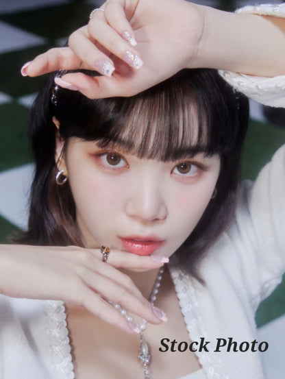 Chaewon Photocards