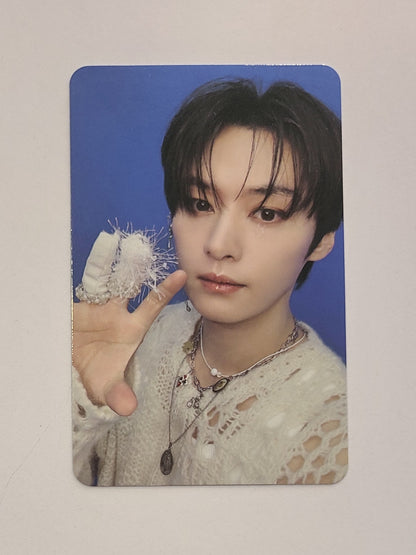Lee Know Photocards