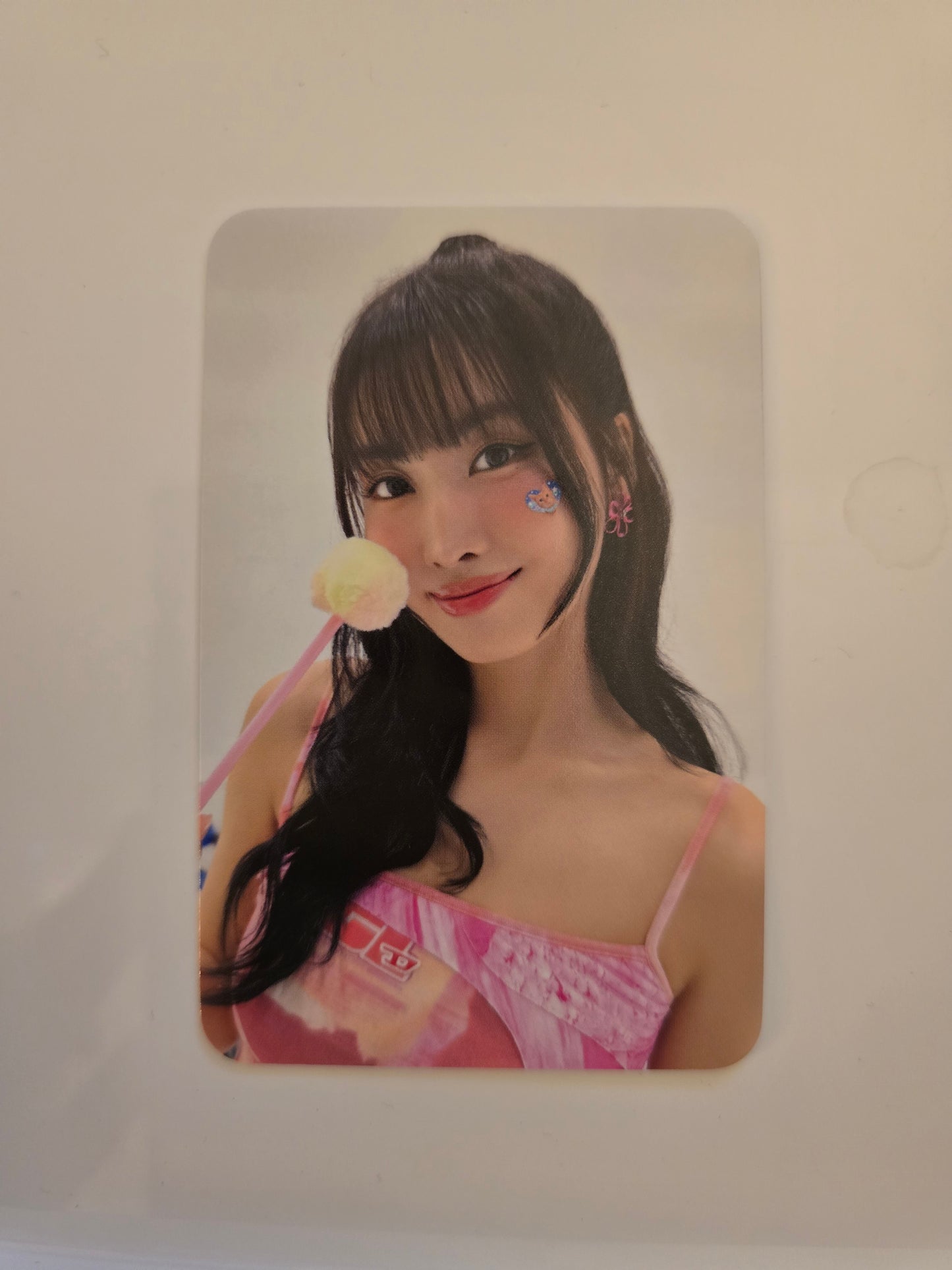 Momo Photocards