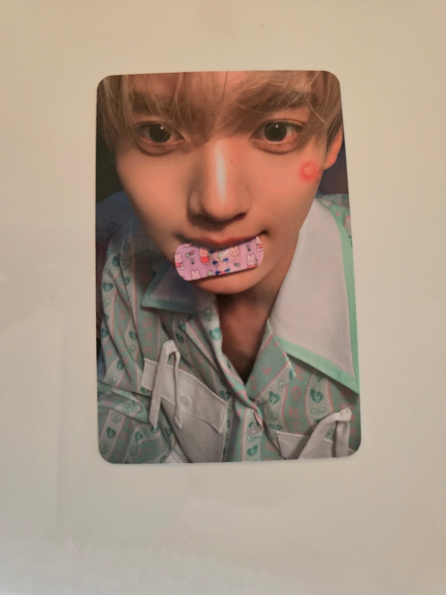 Yujin Photocards