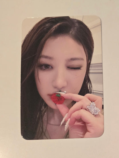 Shuhua Photocards