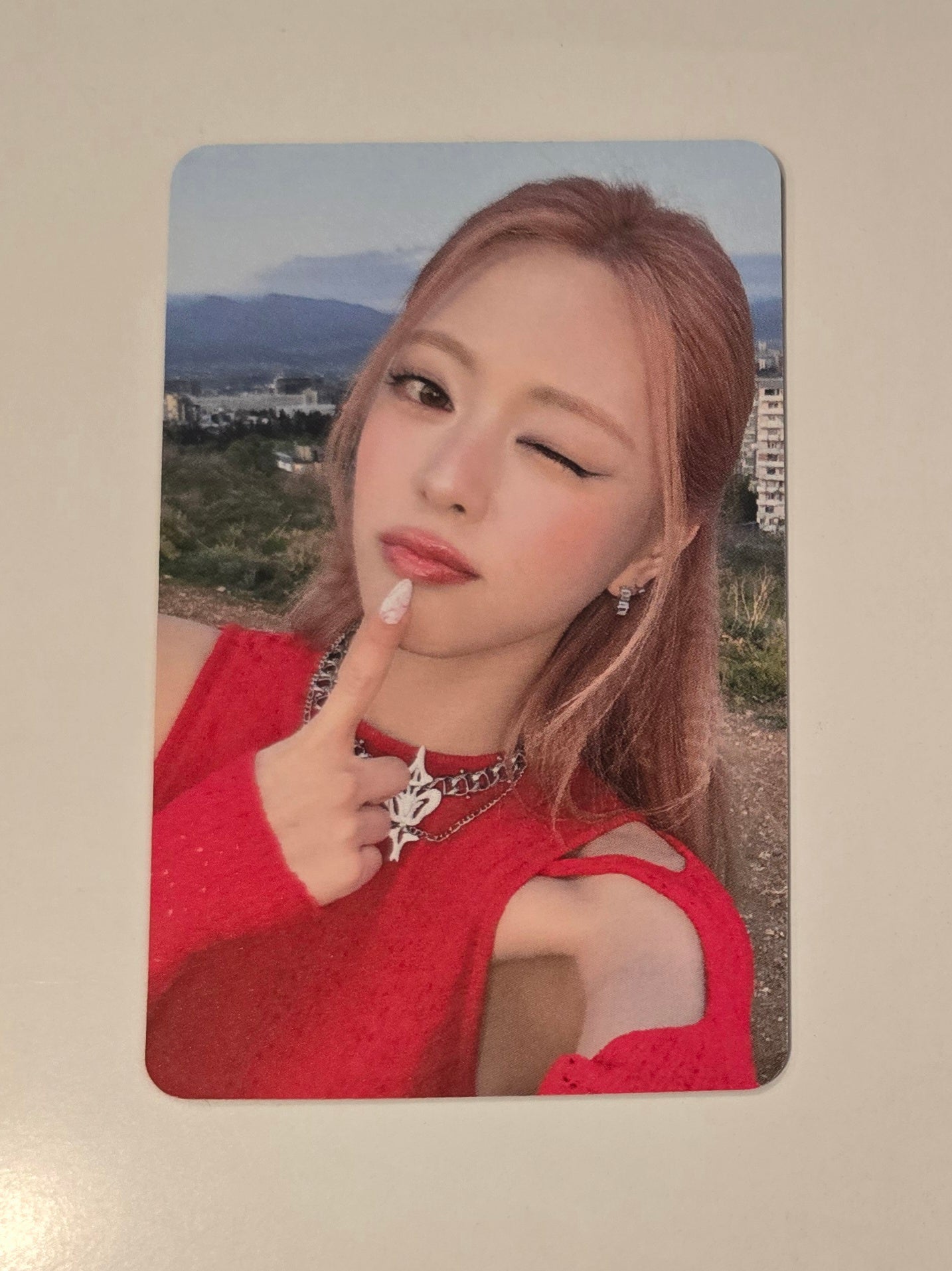 Yuna Photocard