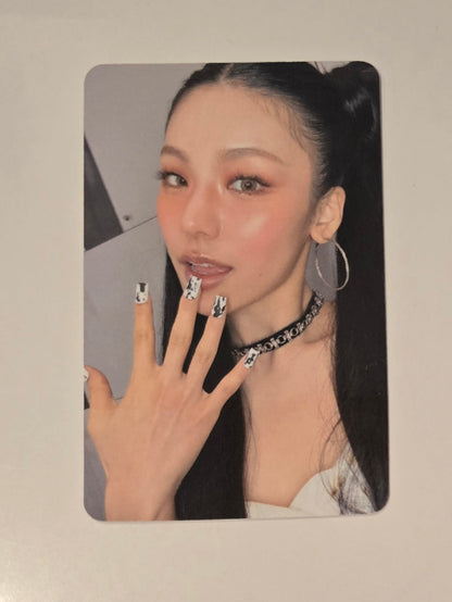 Yeji Photocards