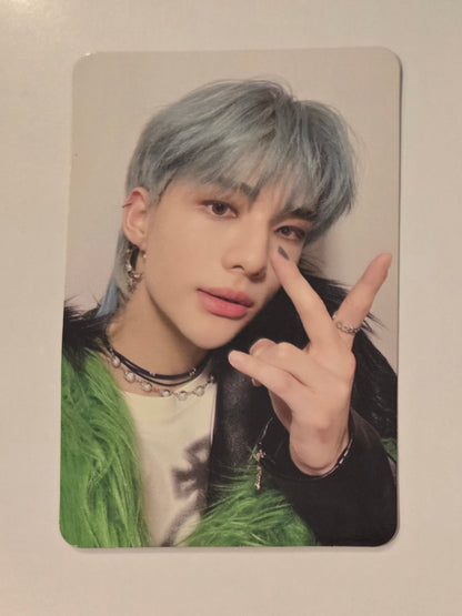 Hyunjin Photocards