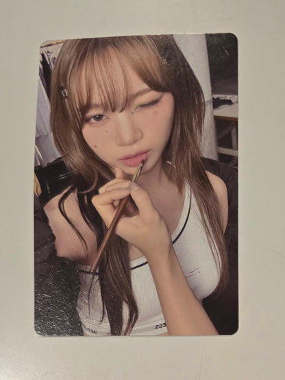 Chaewon Photocards