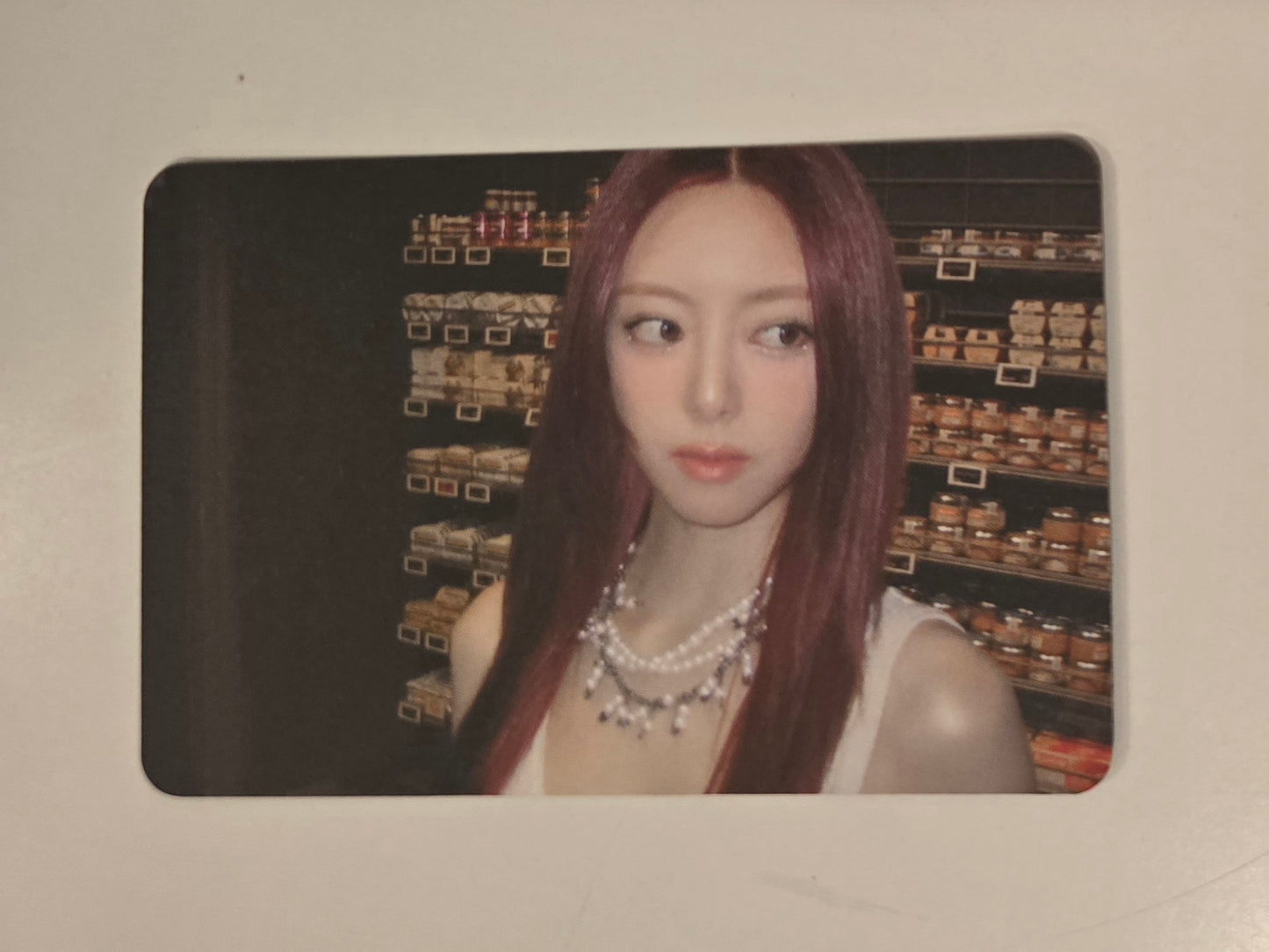 Yuna Photocard