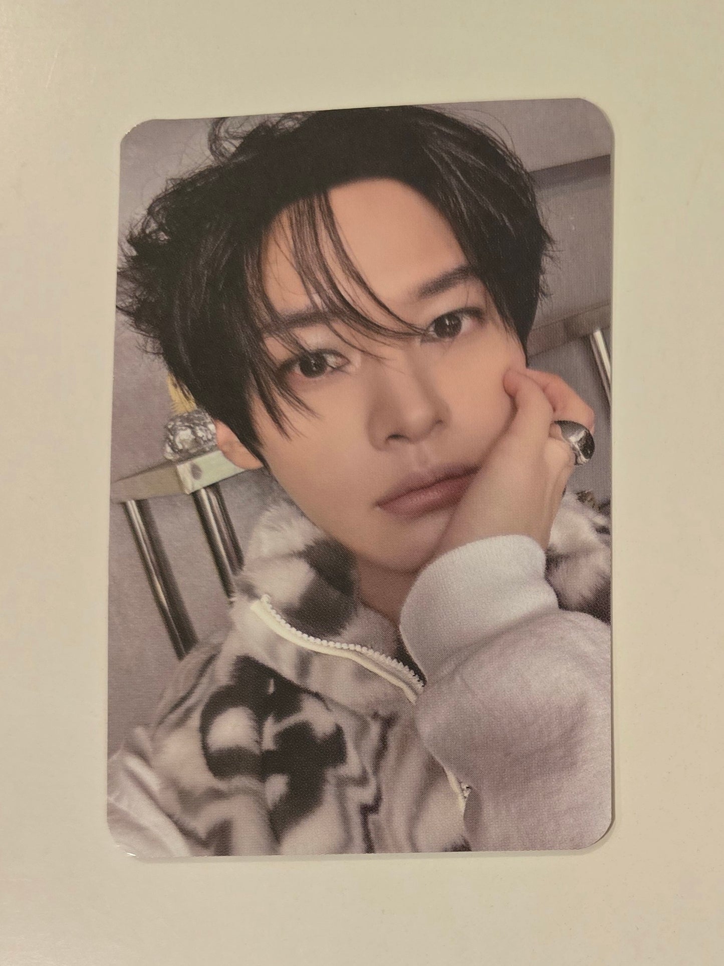 Lee Know Photocards