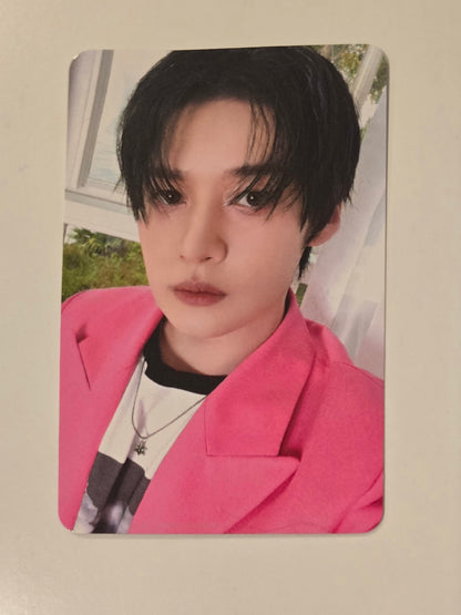 Lee Know Photocards