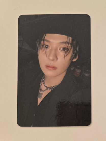 Lee Know Photocards