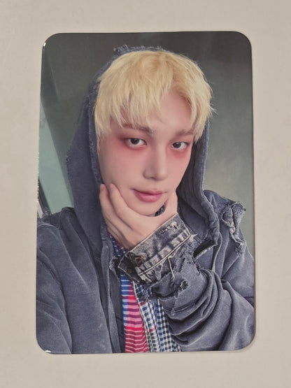 Theo Photocards