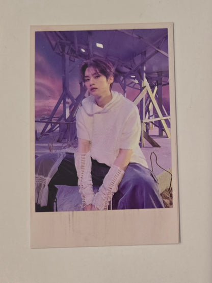 Lee Know Photocards