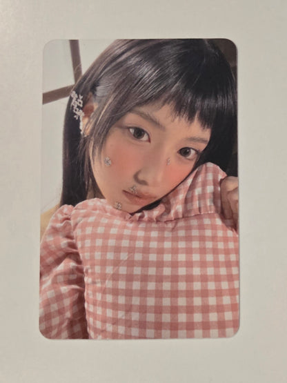 Jiwoo Photocards