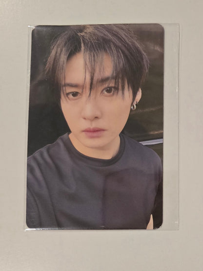Lee Know Photocards