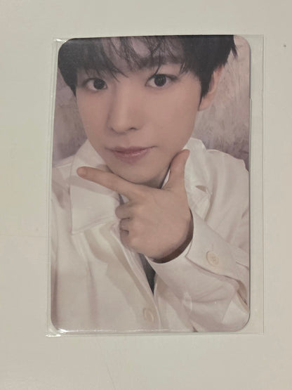 Yushi Photocards