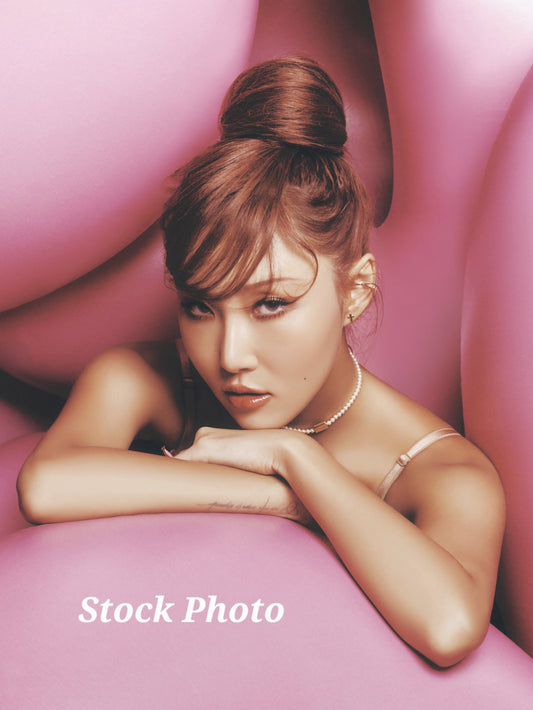 Hwasa Photocards