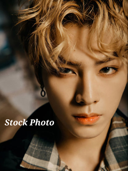 Xiaojun Photocards