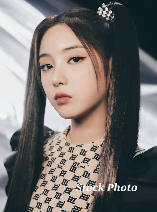 Jiwoo Photocards