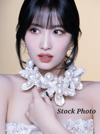 Momo Photocards